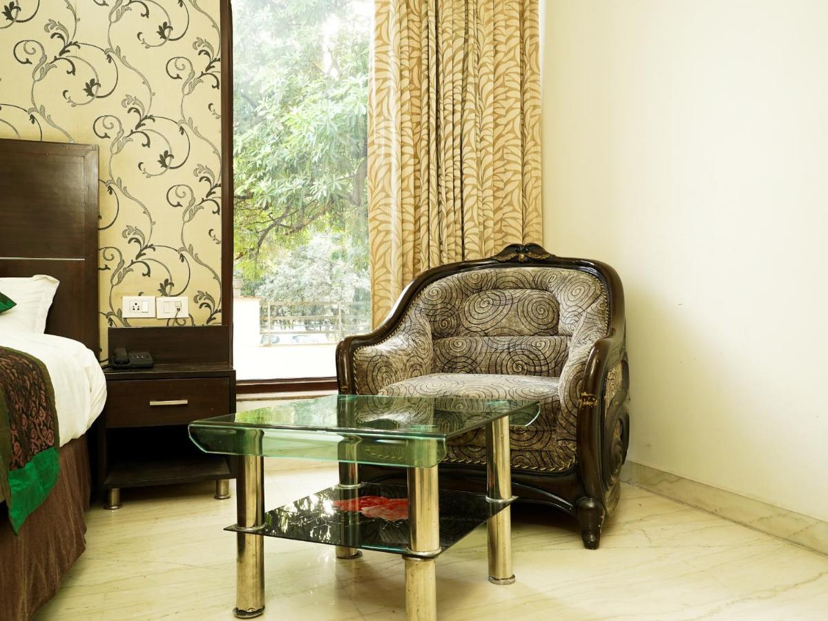 Lime Tree Hotel Sushant Lok Gurgaon Sector 29 Next To Iffco Chowk Metro Eksteriør bilde
