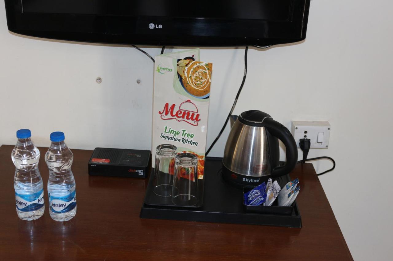 Lime Tree Hotel Sushant Lok Gurgaon Sector 29 Next To Iffco Chowk Metro Eksteriør bilde